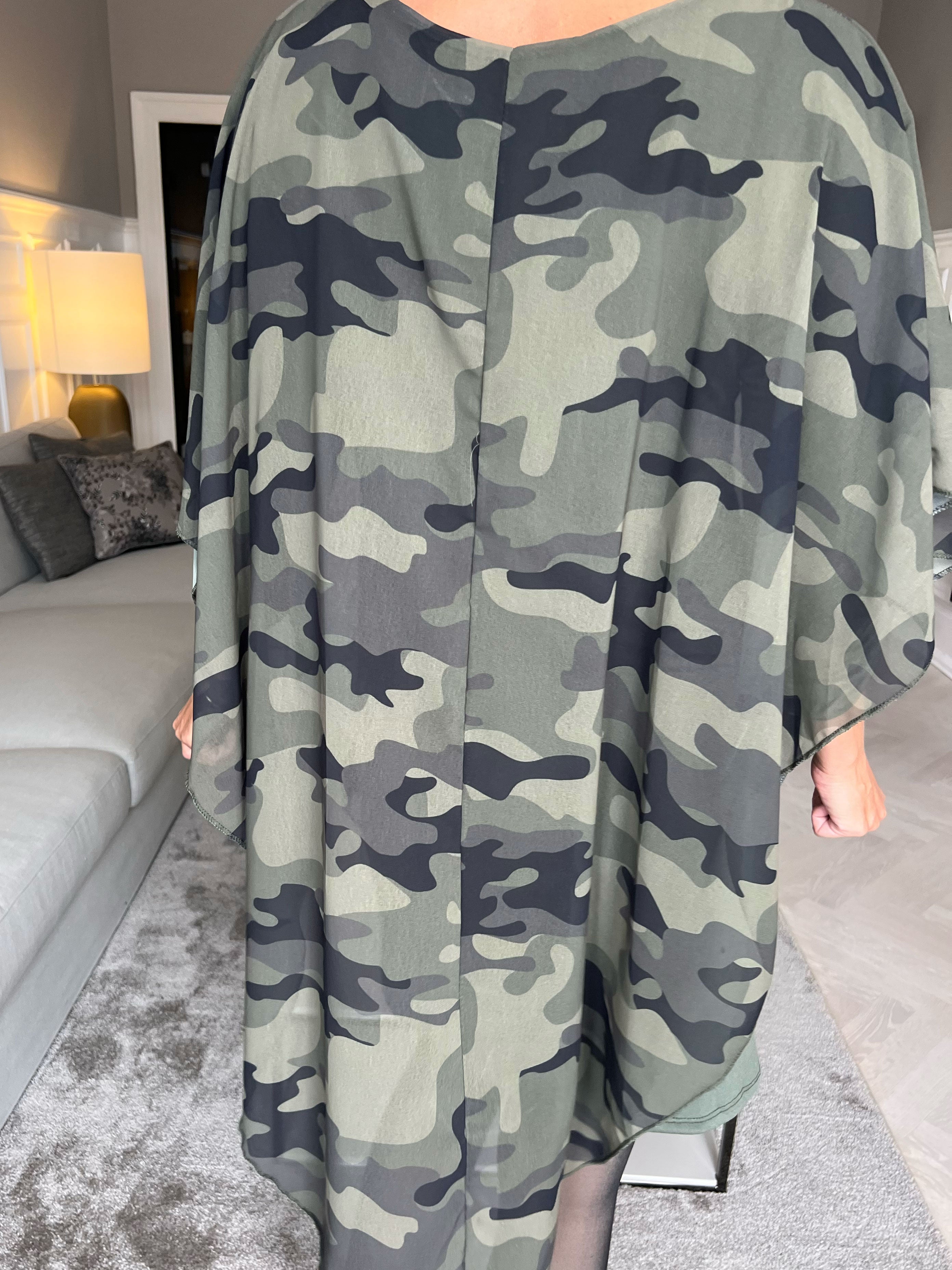 Kenya Camo Long Sleeve - Tunikakjole med chiffonlag